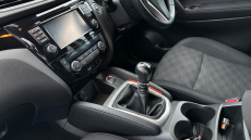 Nissan Qashqai 1.2 DiG-T N-Connecta 5dr Petrol Hatchback